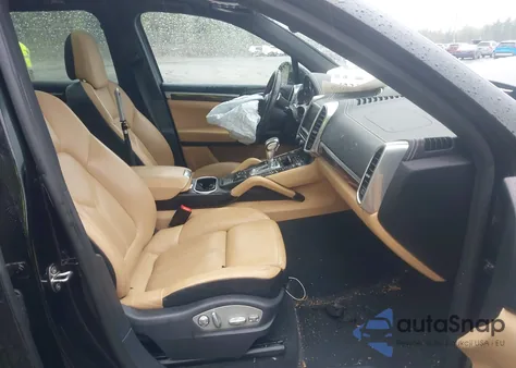 2014 Porsche Cayenne S z USA, uszkodzony, nr VIN WP1AB2A25ELA59365